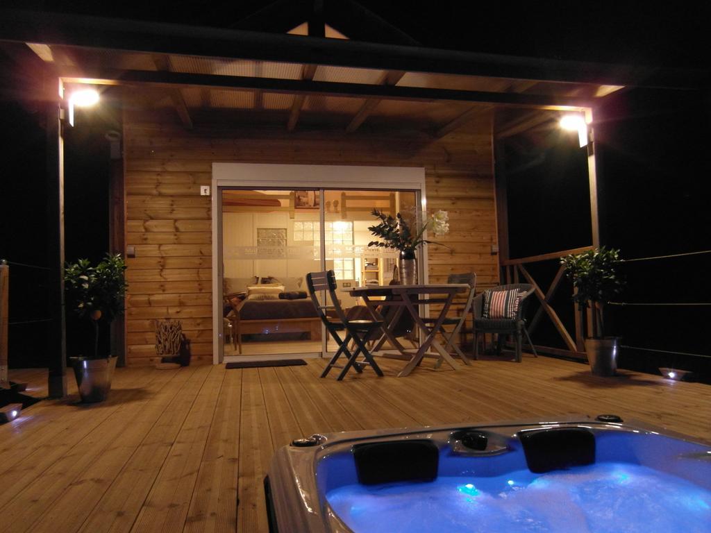 Marosenia Ttiki - Cabanes Et Spa อัสแก็ง ภายนอก รูปภาพ