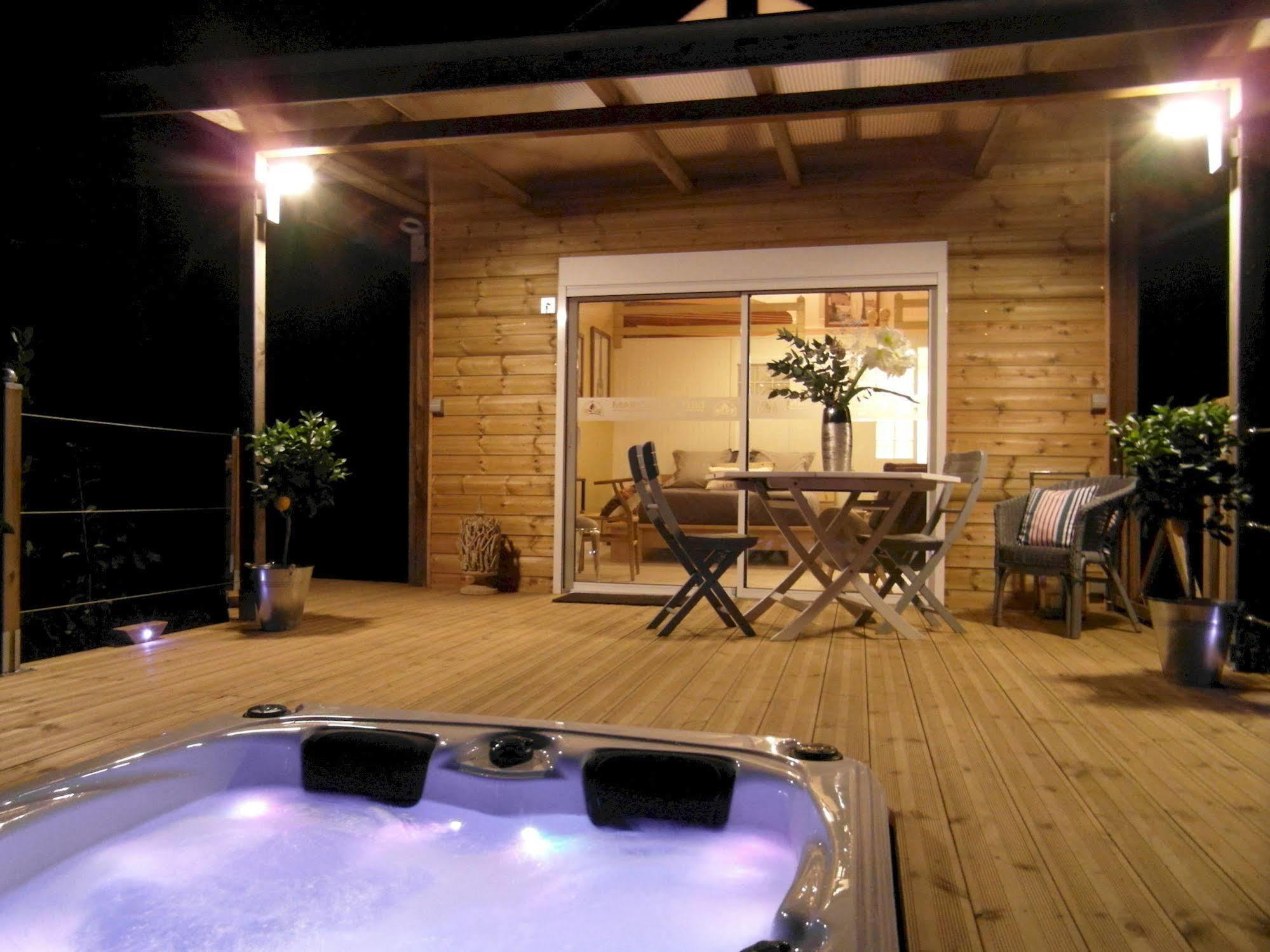 Marosenia Ttiki - Cabanes Et Spa อัสแก็ง ภายนอก รูปภาพ